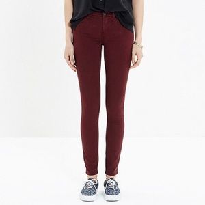Madewell Skinny Skinny Sateen Jeans in Maroon 25