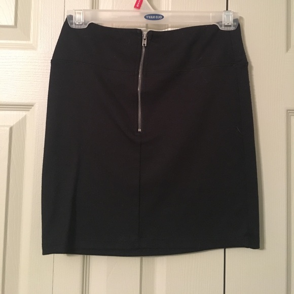 Black Mini Skirt - Picture 2 of 2