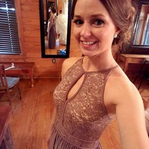 Meet your Posher, Kayla