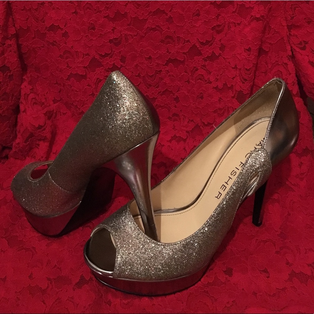 Marc Fisher Sparkly Silver Pumps