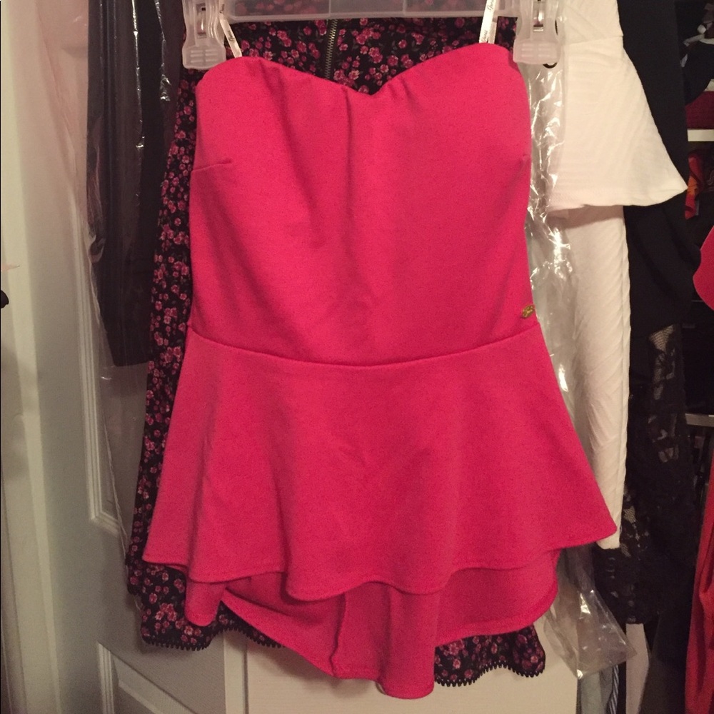 Strapless Guess shirt