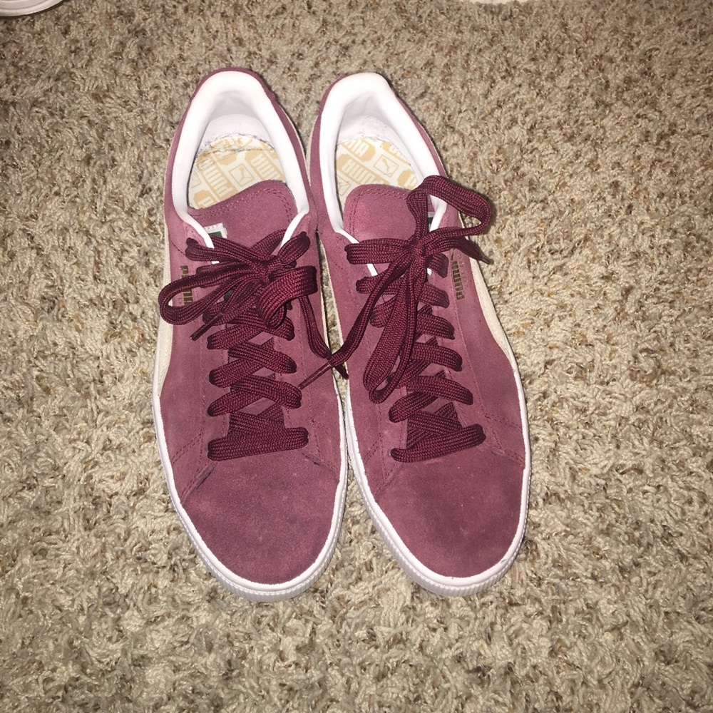 PUMA SUEDES