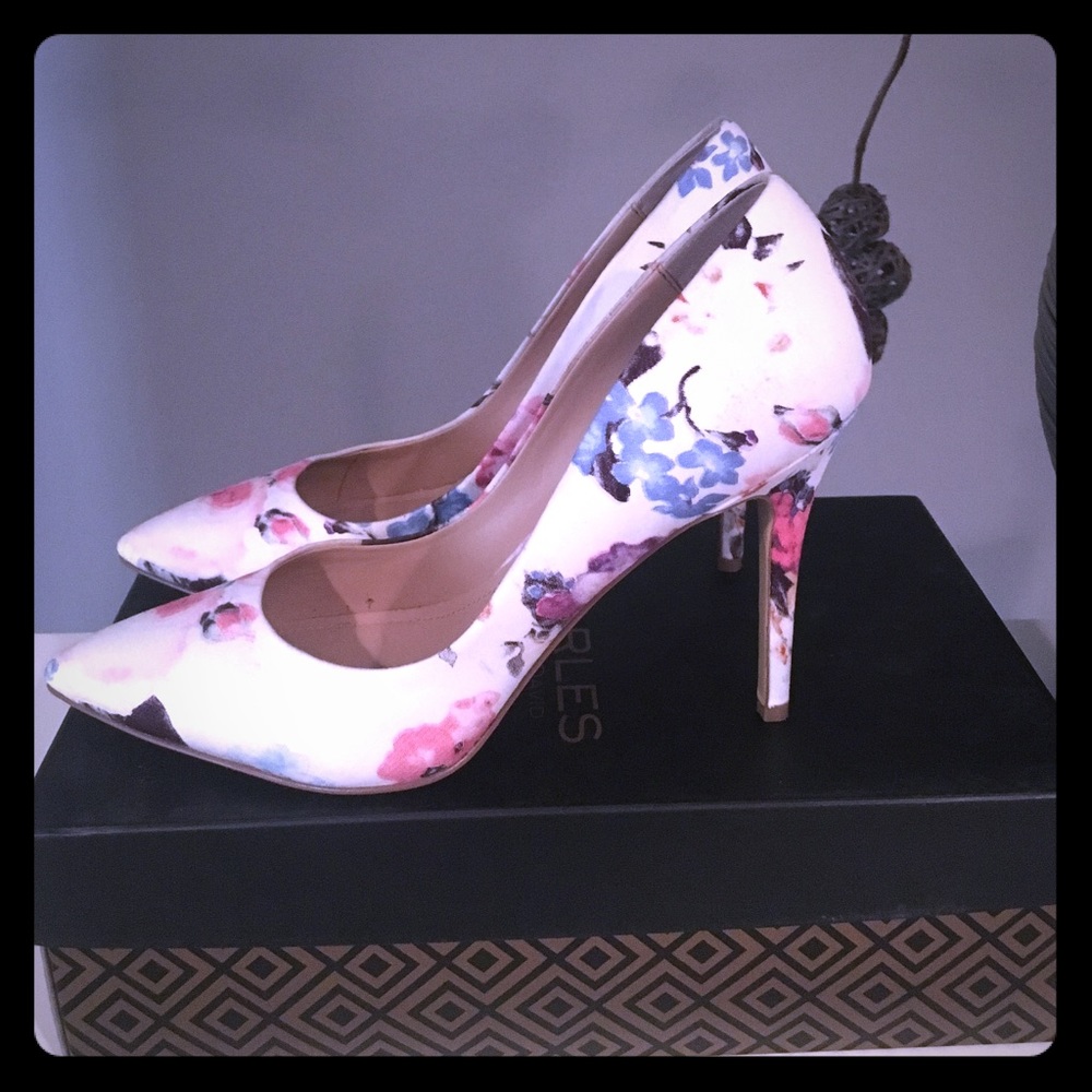 Floral pumps by Charles David