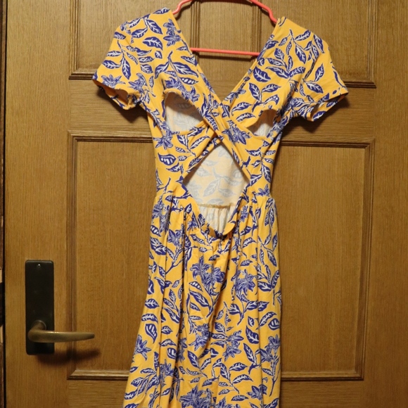 Forever 21 adorable summer sundress indie vibes! - Picture 3 of 3