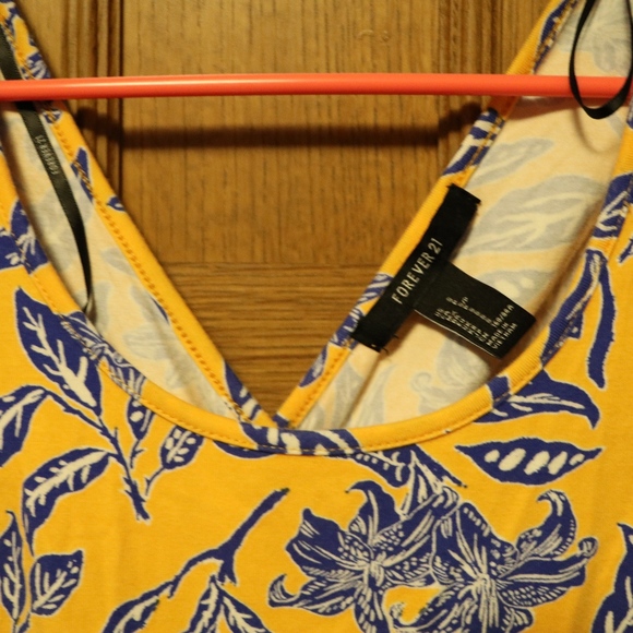 Forever 21 adorable summer sundress indie vibes! - Picture 2 of 3