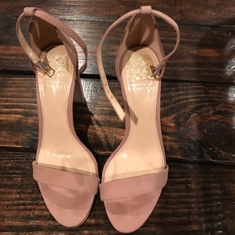 Vince Camuto 3 3/4" Block Heel Sandals size 7M