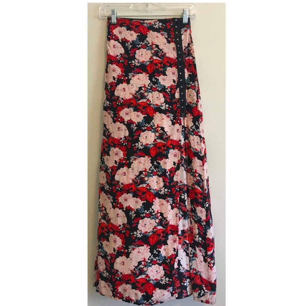 Planet Blue Floral Slitted Hook & Eye Maxi Skirt