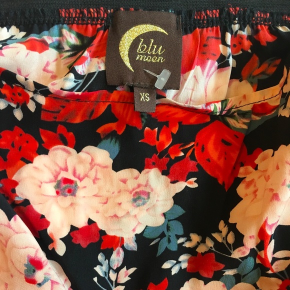 Planet Blue Floral Slitted Hook & Eye Maxi Skirt - Picture 2 of 2