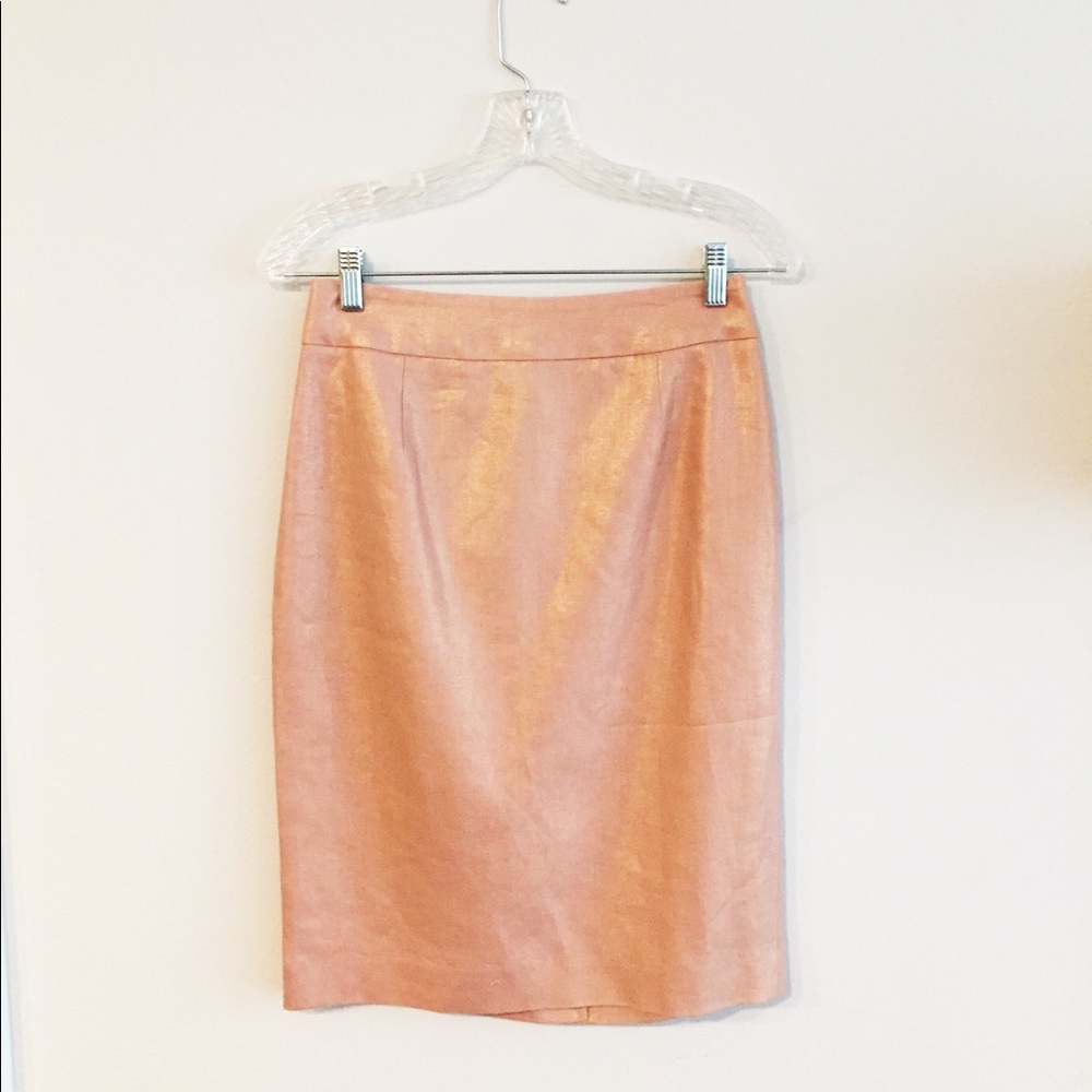 Calvin Klein rose gold shimmery skirt 🌹✨