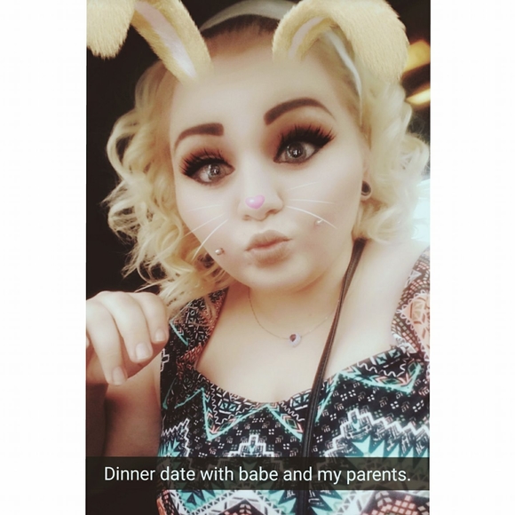 Meet your Posher, Bree - Picture 1 of 1