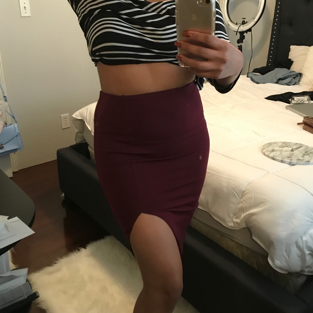 WORN ONCE FALL PENCIL SKIRT W/SLIT