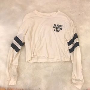 Long sleeve crop top