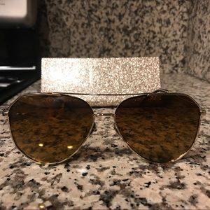 NWOT Jessie James Decker Diff Sunglasses
