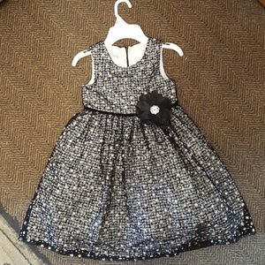 Girls size 6 party dress