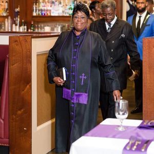 Meet your Posher, Janet