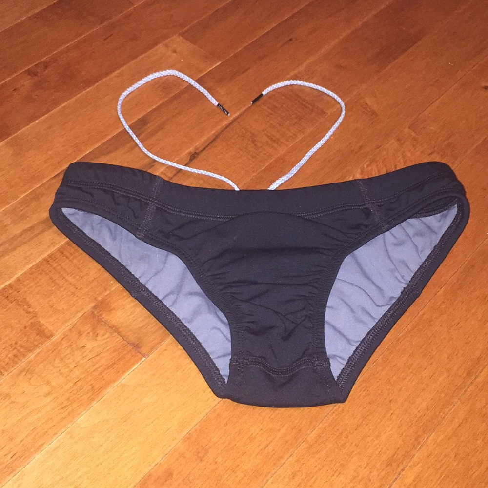 Jolyn Black Sawyer Bottoms small