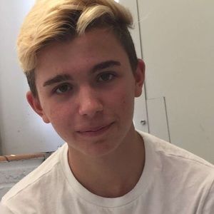 Meet your Posher, Hunter