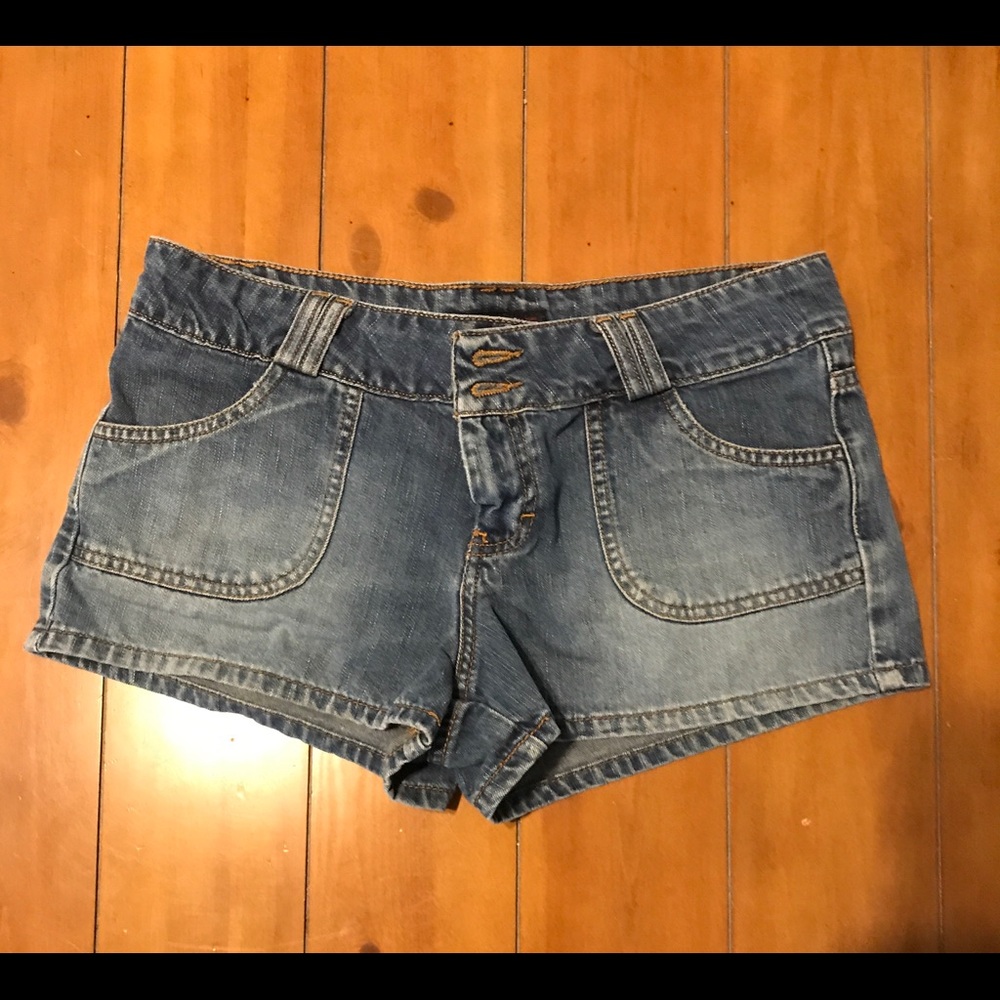 American Eagle jean shorts size 8.