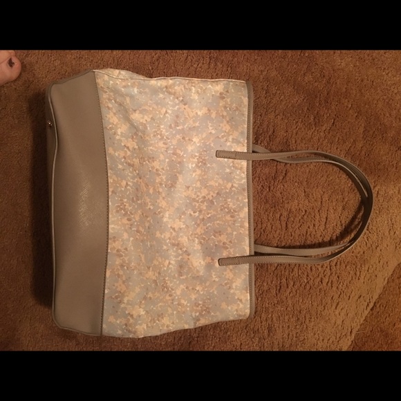 Purse - Picture 2 of 2