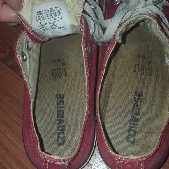 Red Converse - Picture 3 of 4