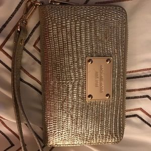 Authentic Michael Kors wtistlet.
