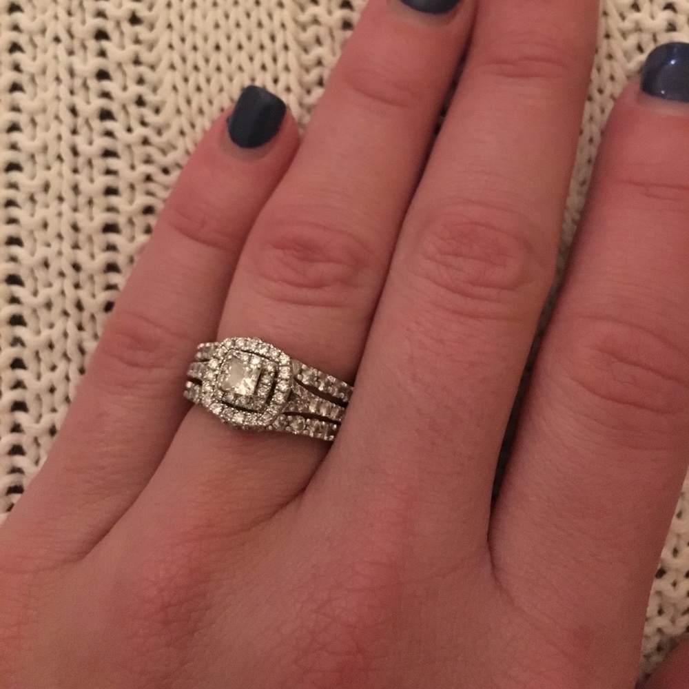 Gorgeous wedding set! Neil Lane!