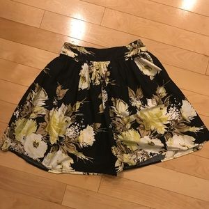 Gorgeous! LOFT Floral Woven Circle Skirt Size OP