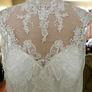 Brand new, unaltered wedding dress!