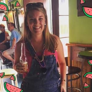 Meet your Posher, Elise