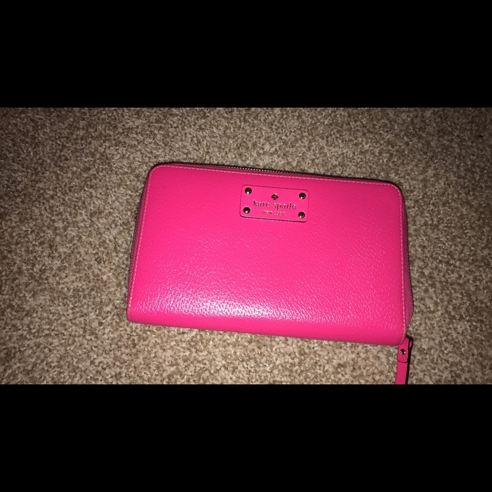 Kate Spade Huge Wallet