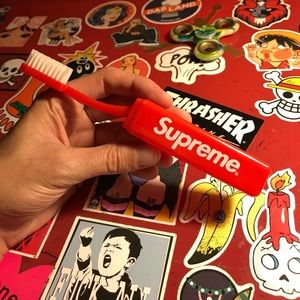 Supreme toothbrush