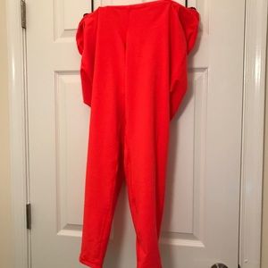 LAST CHANCE Bright orange/red athletic leggings