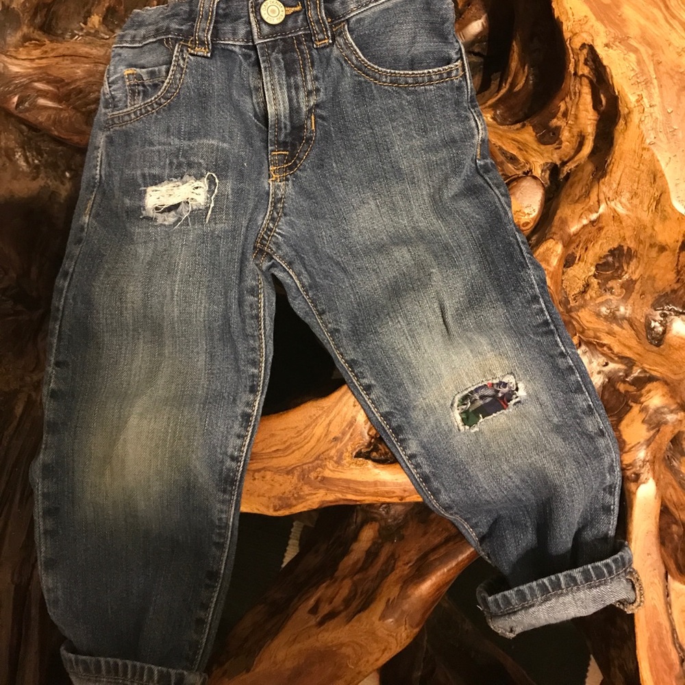 Distressed denim jeans 🍂
