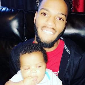 Meet your Posher, Derrick