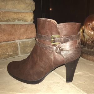 Brown Rialto Boots