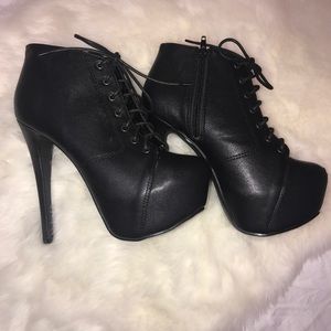 Charlotte Russe Size 9 Black Stiletto Heels