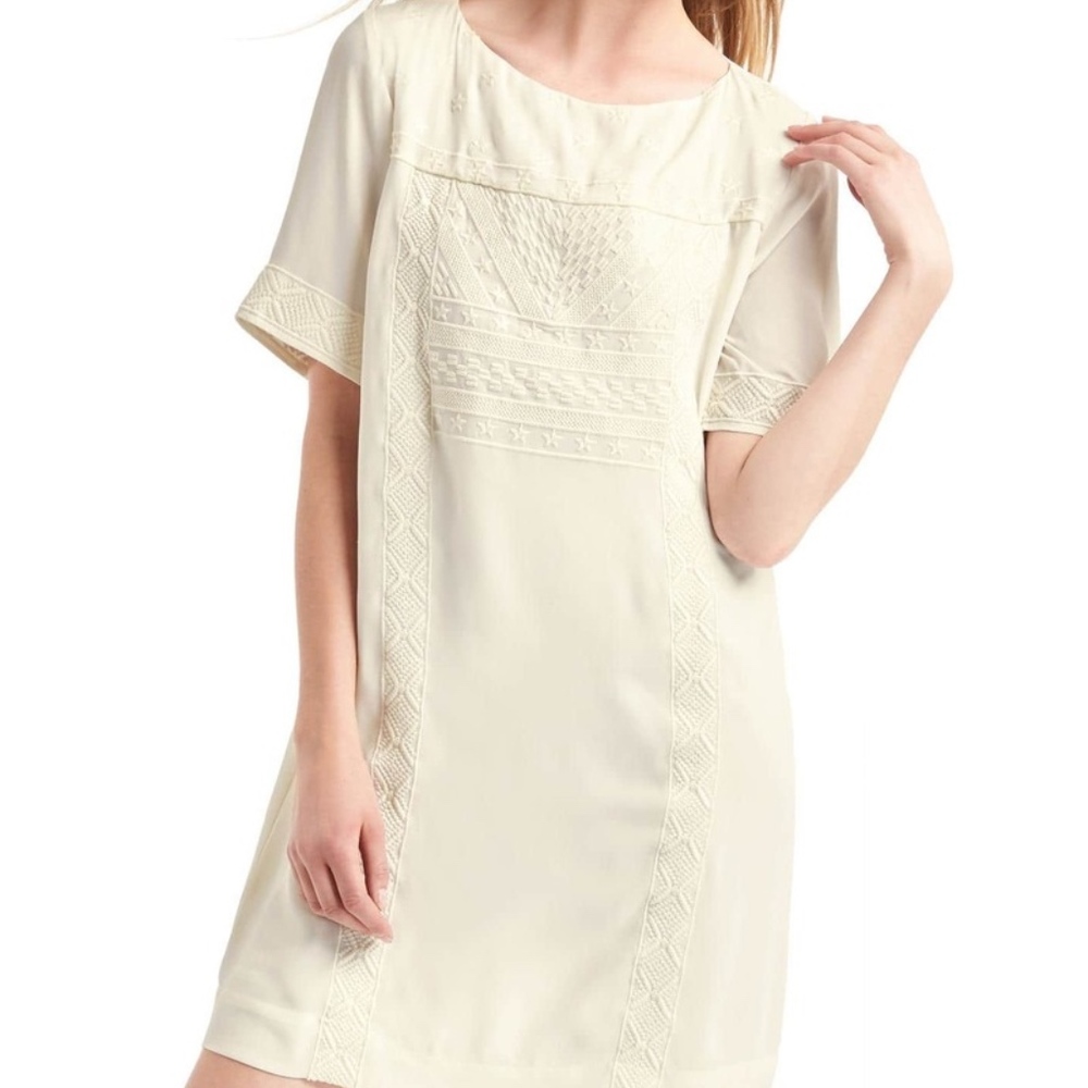 GAP Flowy Embroidered Shift Dress
