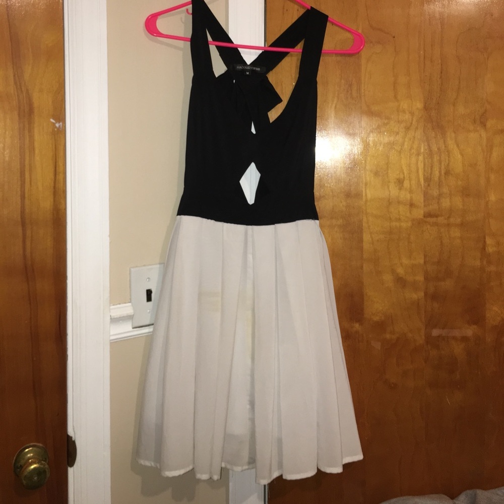 Haoduoyi black and white formal dress!