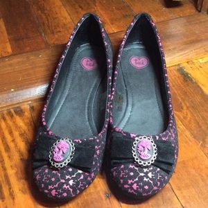 Fun brocade flats
