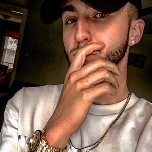 Meet your Posher, Tyler