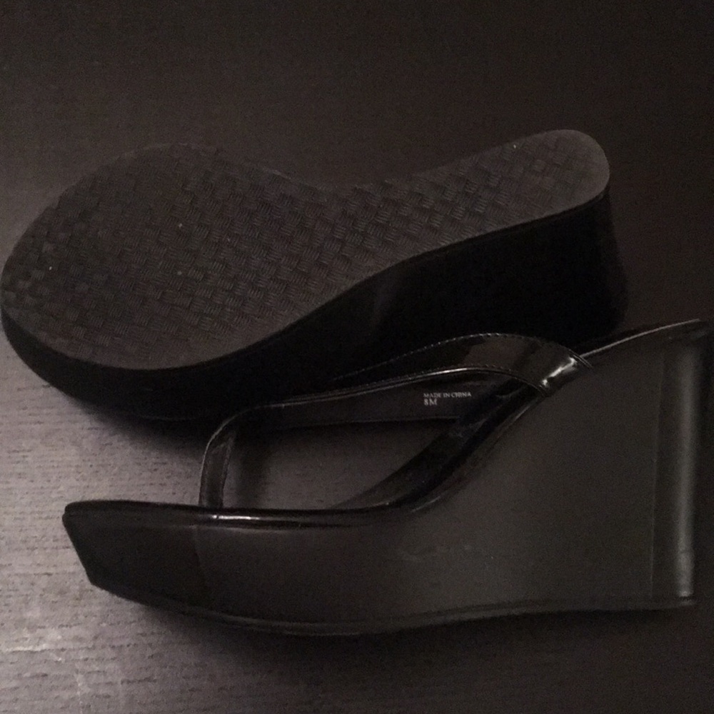 Sold-💃🏻Charles David Patent Wedges- Sold