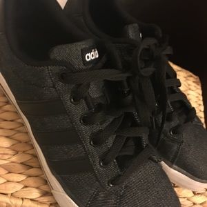 Casual Adidas shoes. Size 7 1/2 men