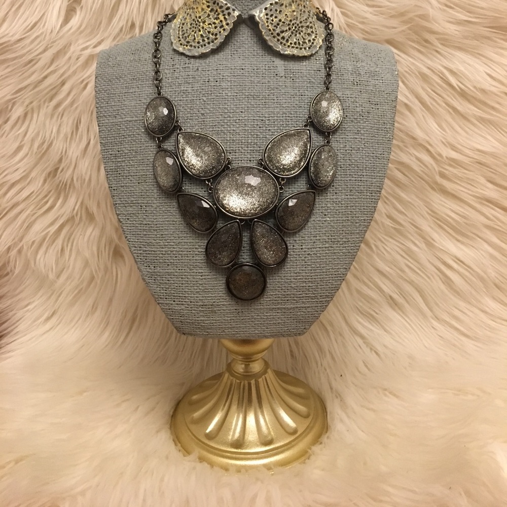 Black shimmer necklace