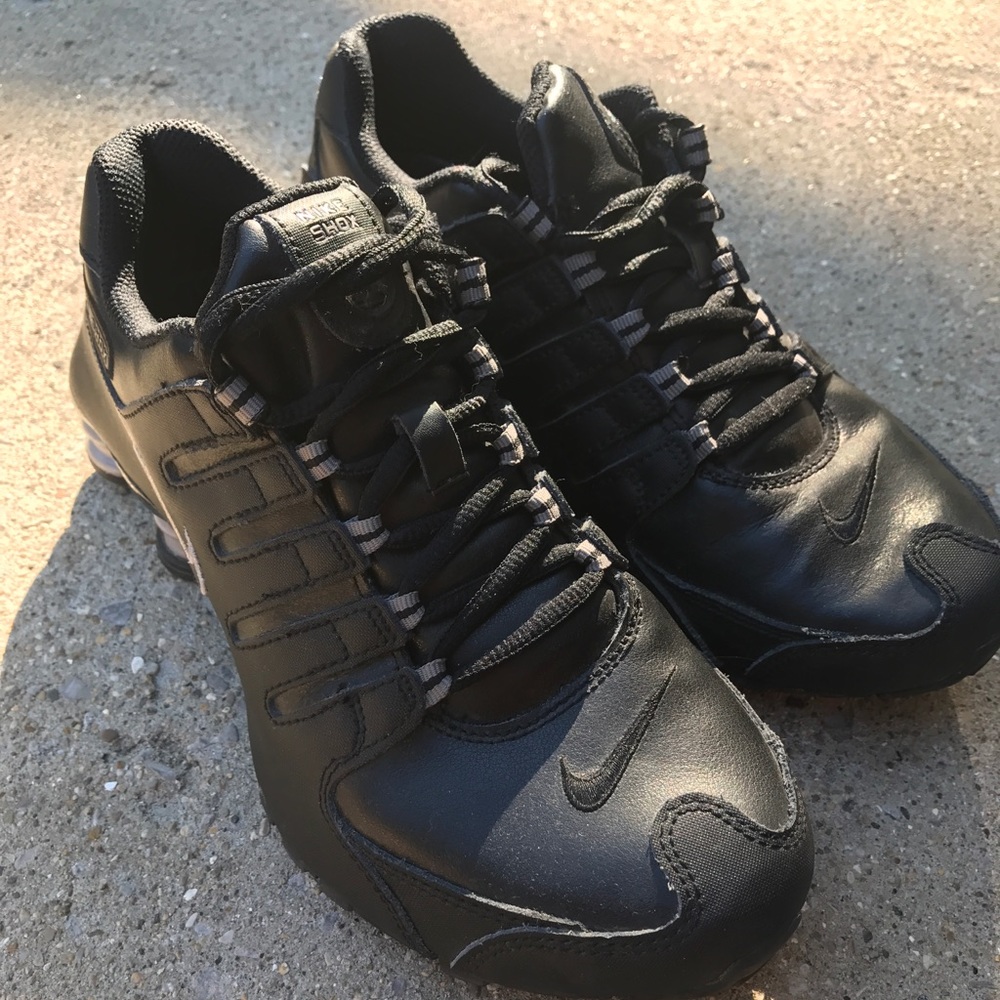Women's Nike Shox 7.5
