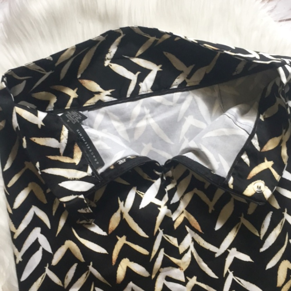 🎉HP🎉 Leaf Print Pencil Skirt - Picture 5 of 6