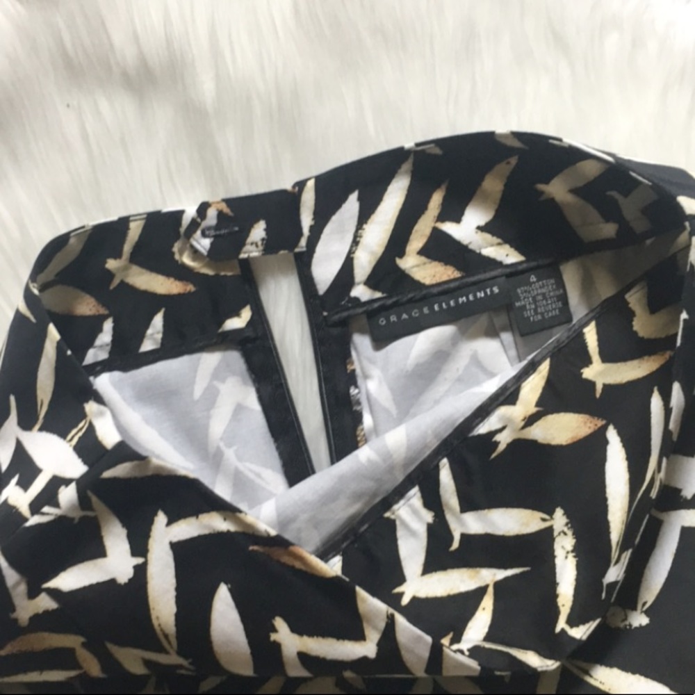 🎉HP🎉 Leaf Print Pencil Skirt - Picture 6 of 6