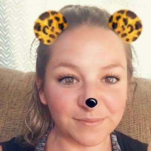 Meet your Posher, Candice