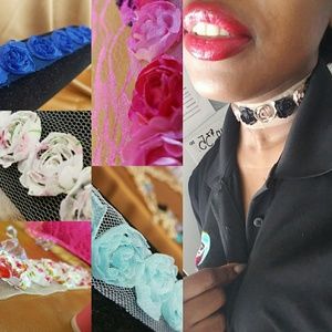 Flowered chokers