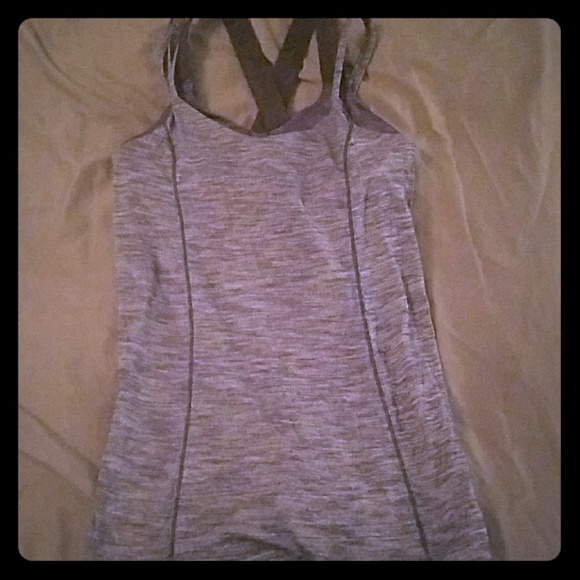 Lululemon tank size 4 - Picture 1 of 4