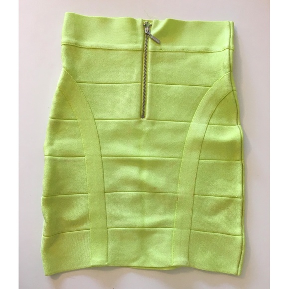 bebe Bandage Skirt - Picture 2 of 3